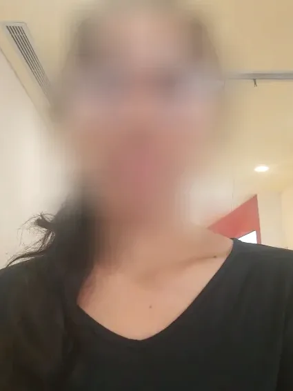 Anneke, 39