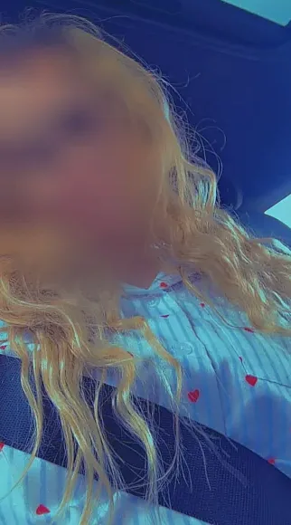 Bo, 28