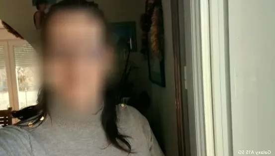 Kirsten, 33