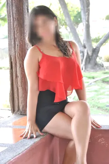 Marlies, 33