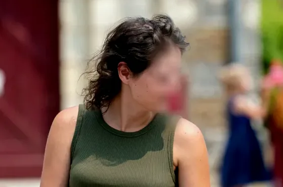 Nadia, 28