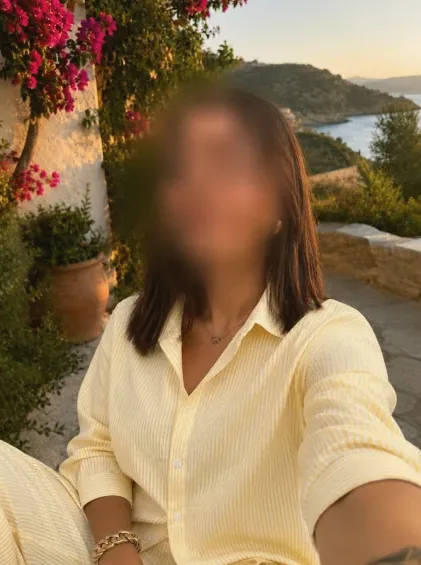 Nikki, 23