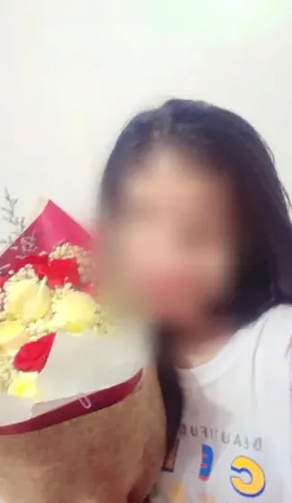 Noor, 23
