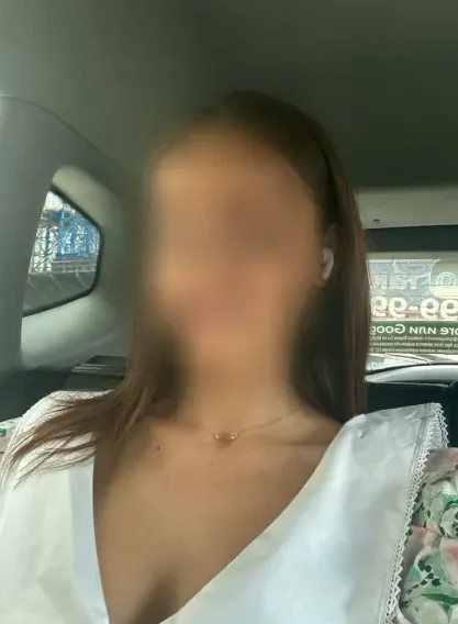 Priscilla, 35