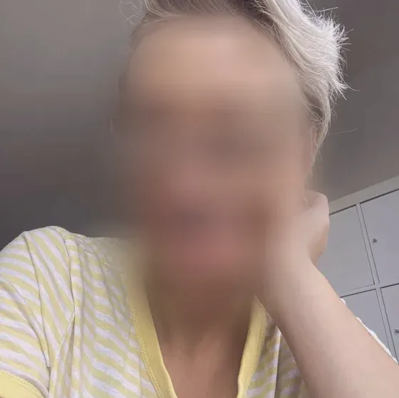 Sabine, 29