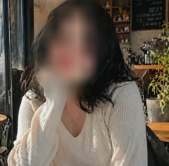 Sofie, 25