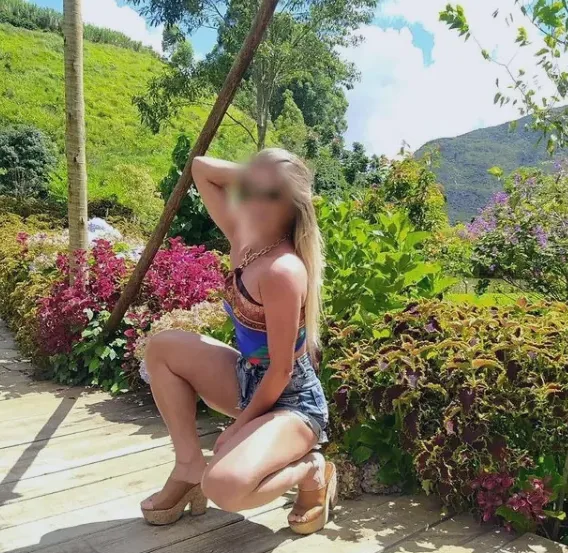 Vera, 37